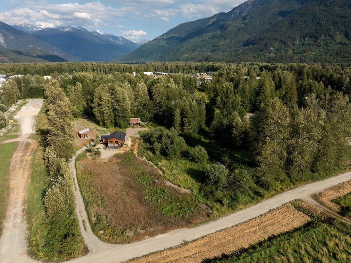 Property Photo: 7320 Macrae Road BC V0N 2L3