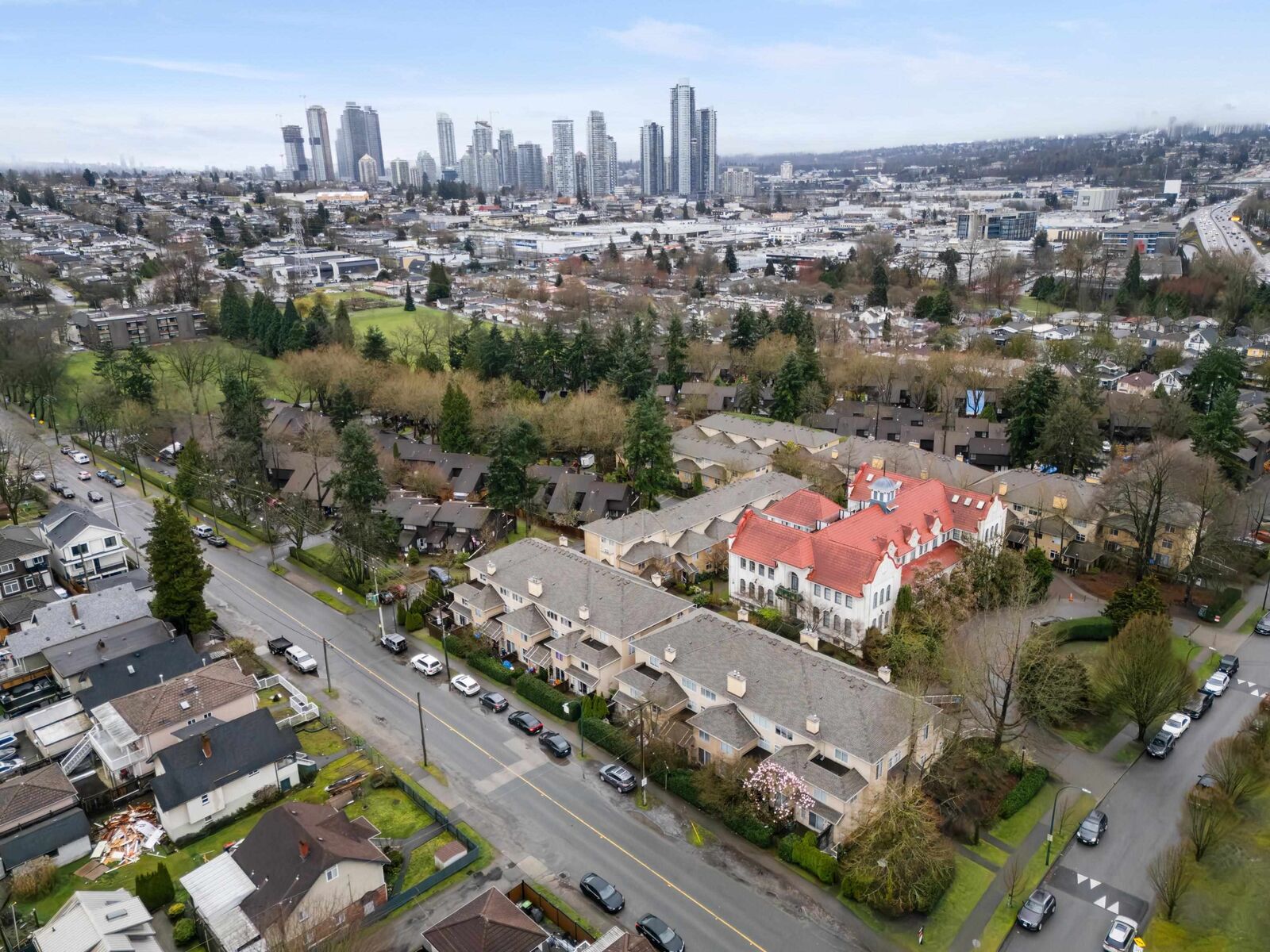 Property Photo: 3428 Adanac Street 15 BC V5K 5H5