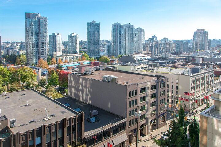 Property Photo:  939 Homer Street 1208  BC V6B 2W6 