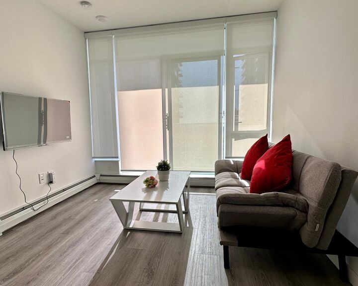 Property Photo:  13350 Central Avenue 1701  BC V3T 0S1 