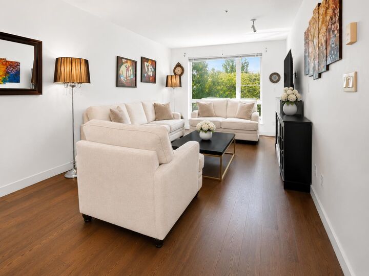 Property Photo: 1330 Marine Drive 201 BC V7P 1T4