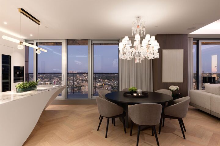 Property Photo:  1480 Howe Street Ph1  BC V6Z 0G5 