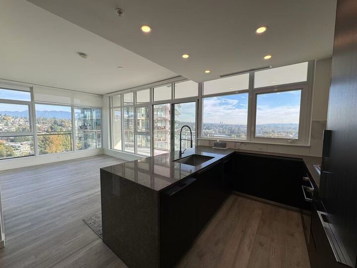 Property Photo:  5311 Goring Street 1605  BC V5B 0B5 