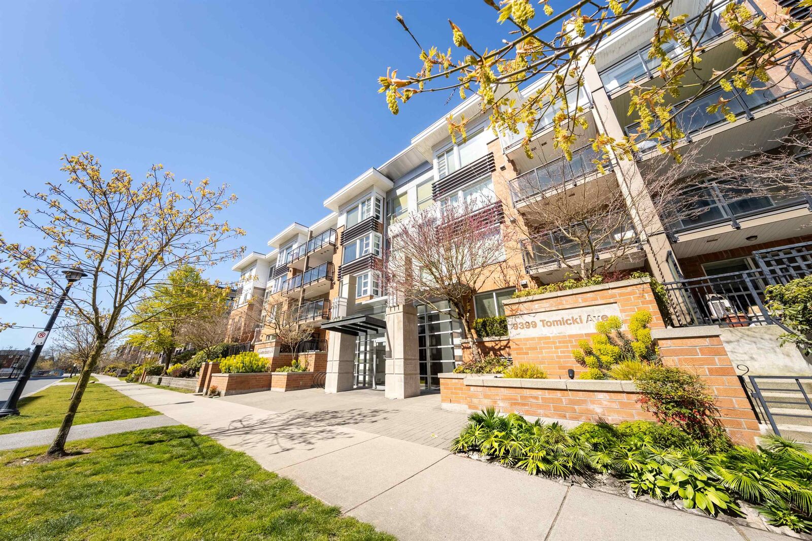 Property Photo:  9399 Tomicki Avenue 428  BC V6X 0H6 