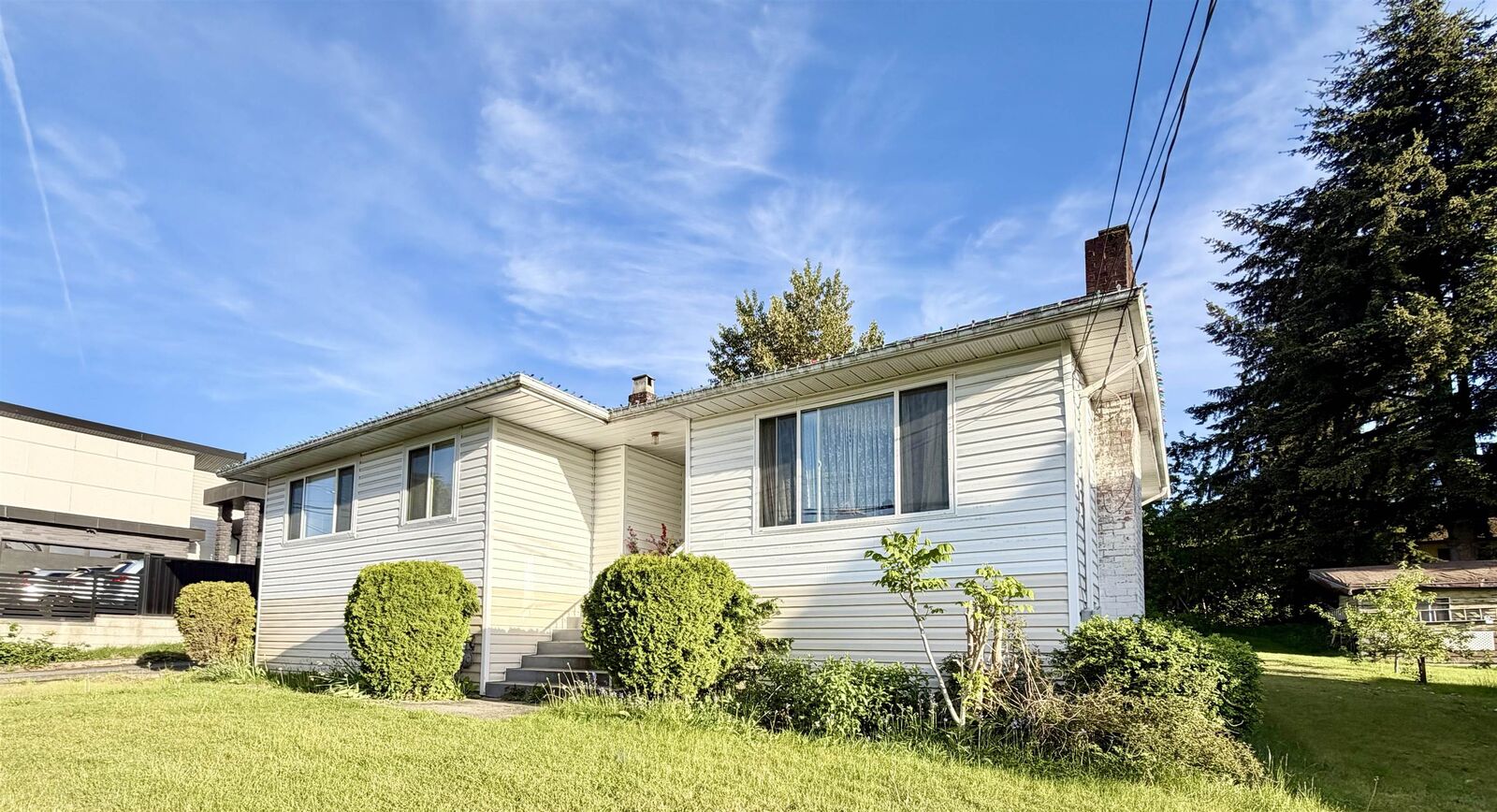 Property Photo: 13688 113 Avenue BC V3R 2J1