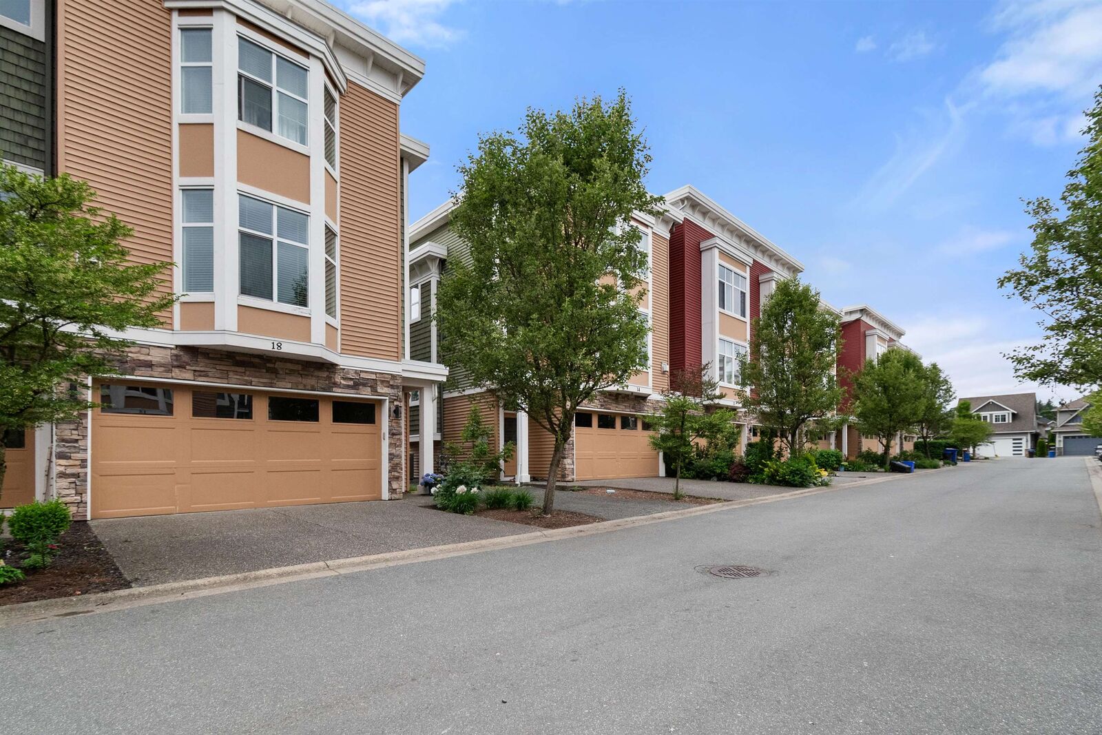 Property Photo:  44420 Sherry Drive 18  BC V2R 0R6 