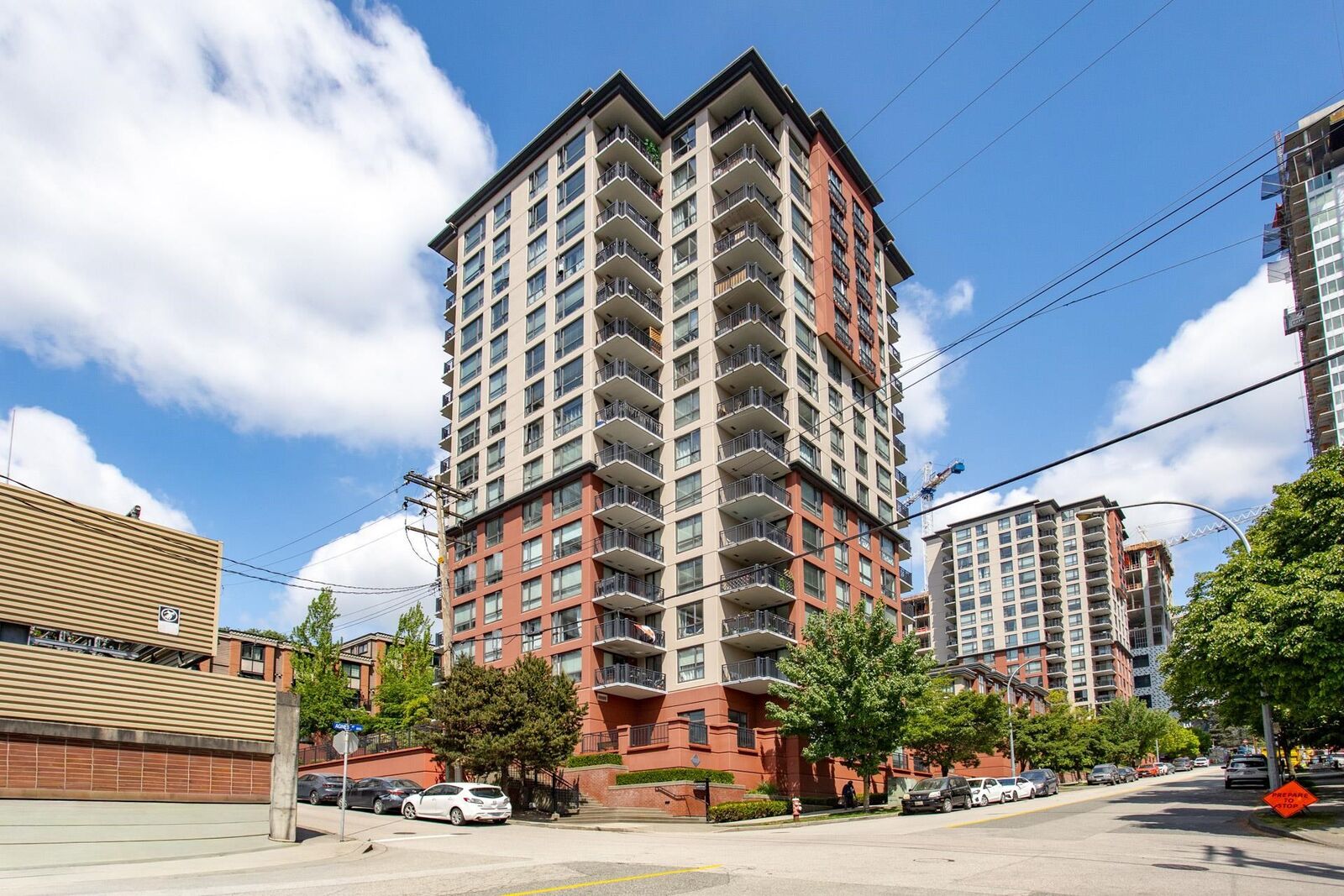 Property Photo: 833 Agnes Street 1506 BC V3M 0B1