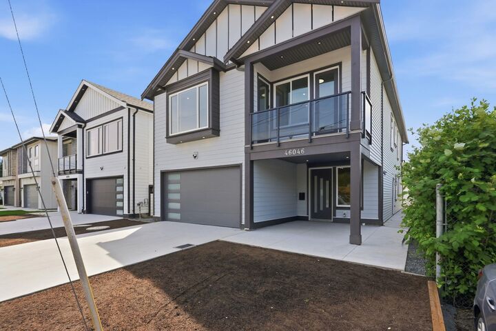 Property Photo:  46046 Southlands Crescent  BC V2P 1B1 