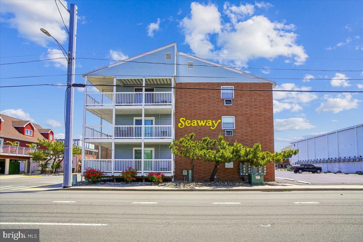 Property Photo:  17 72nd Street 21  MD 21842 