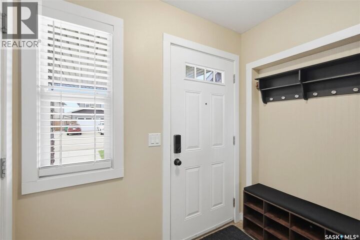Property Photo:  451 Henick Crescent  SK S7R 0J4 