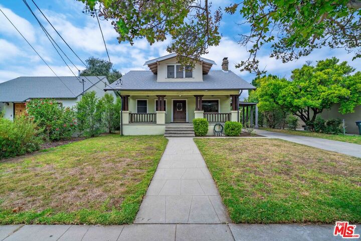 Property Photo:  105 El Nido Ave  CA 91107 