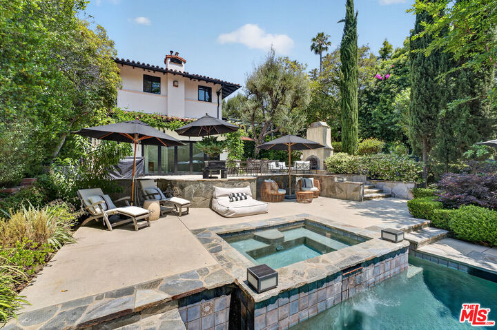 Property Photo: 760 S San Rafael Ave CA 91105