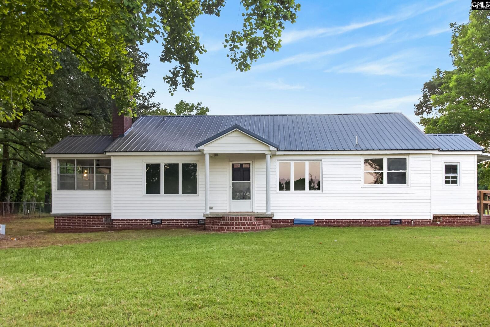 Property Photo:  3100 N Kings  SC 29128 