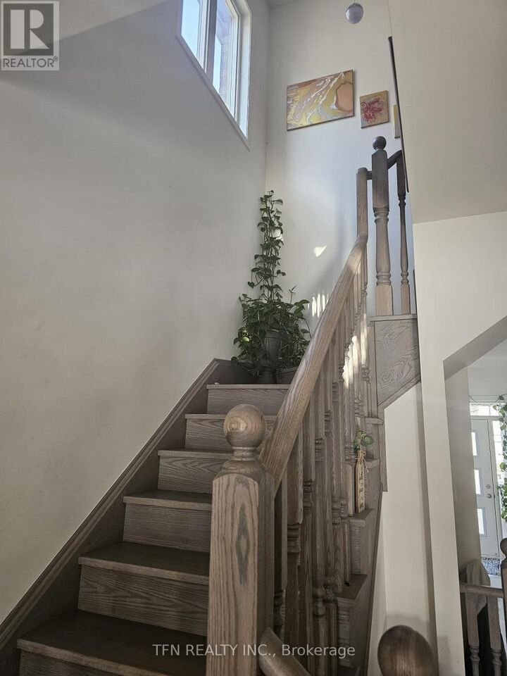 Property Photo:  267 Great Falls Boulevard  ON L8B 1Z5 
