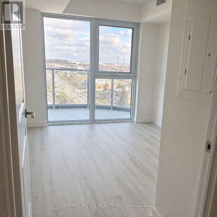 Property Photo:  1010 Sandy Beach Road 1004  ON L1W 0C7 