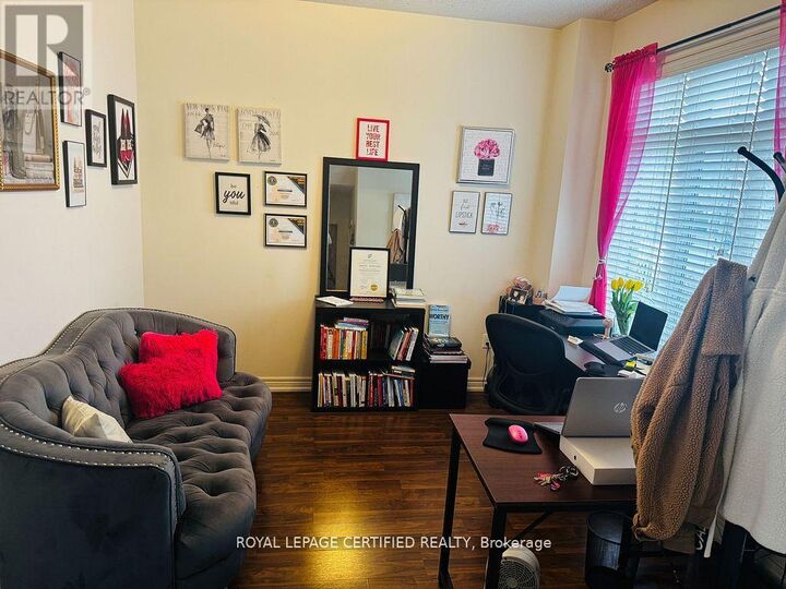 Property Photo: 5463 Tenth Line Upper ON L5M 0V7