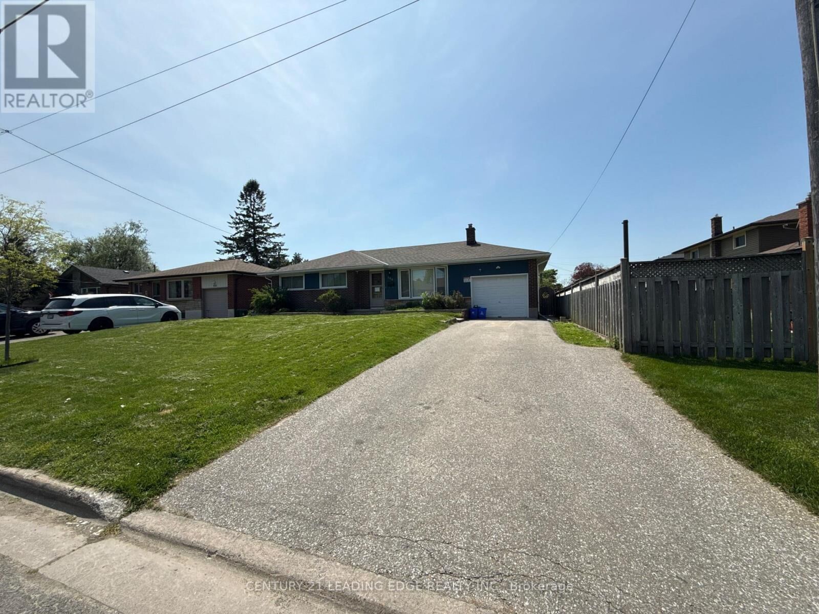 Property Photo:  104 Gatineau Street Lower  ON L1H 7G5 