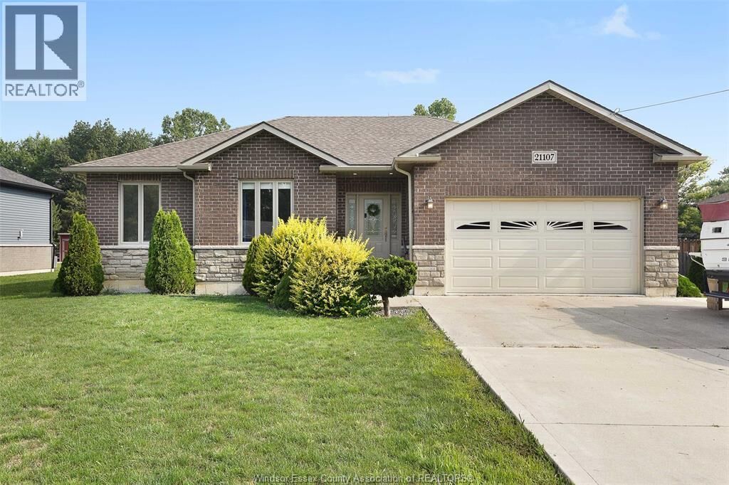 Property Photo: 21107 McLean Road ON N0P 2P0