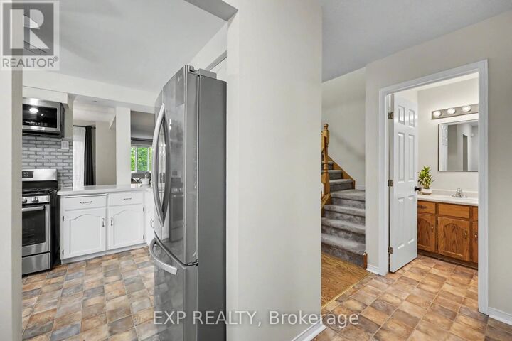 Property Photo:  38 Elora Drive 47  ON L9C 7L6 