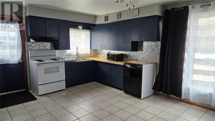Property Photo:  86 St David Street N  ON P0M 2N0 