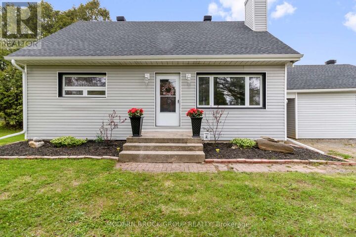 Property Photo:  1055 County Road 15 Road  ON K6V 5T1 