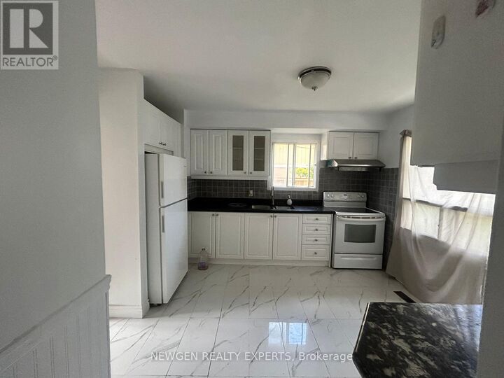 Property Photo: 264 John Tabor Trail ON M1B 2R7