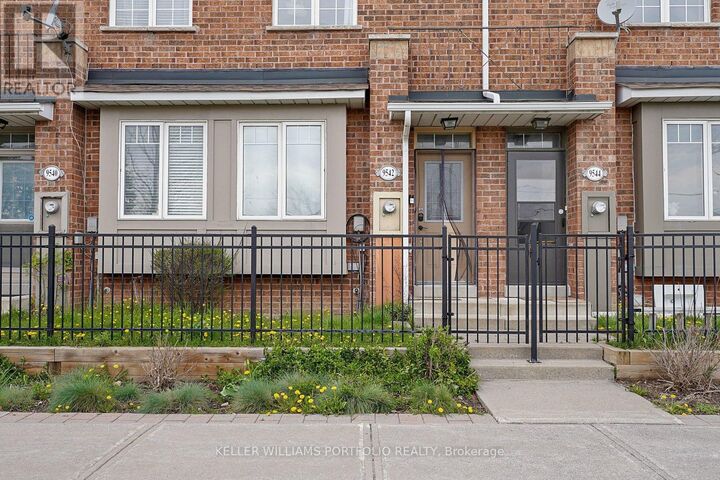 Property Photo: 9542 Sheppard Avenue East ON M1B 5Z4