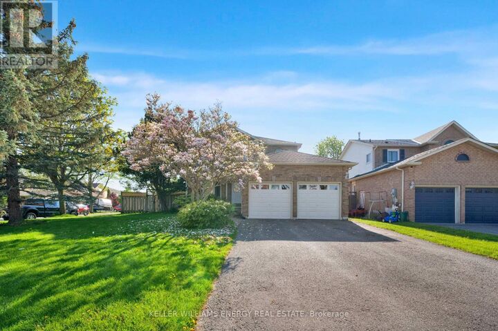 Property Photo:  6 McAuliffe Street  ON L1B 1K4 