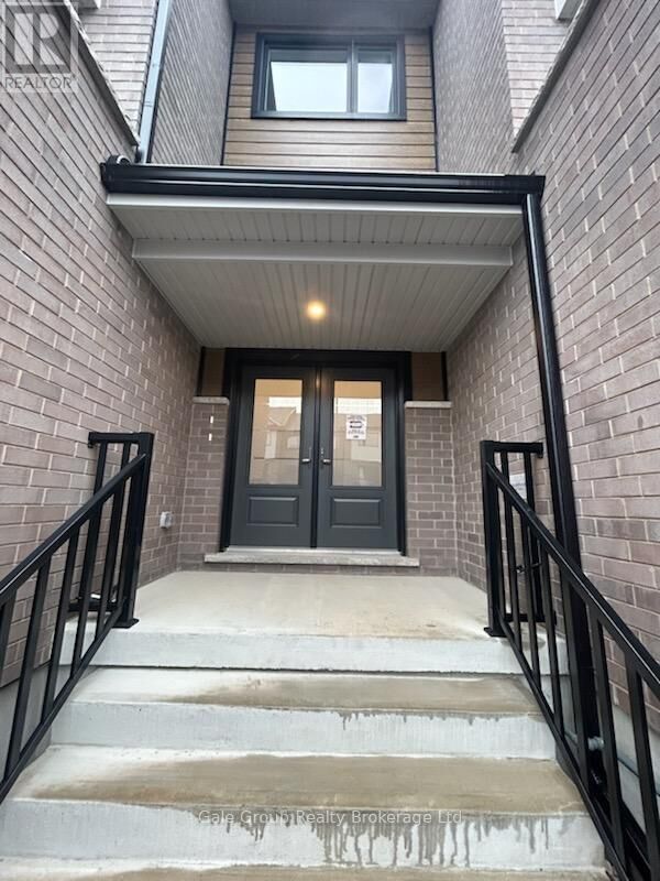 Property Photo:  182-7 Bridge Crescent Lower  ON N0G 2P0 