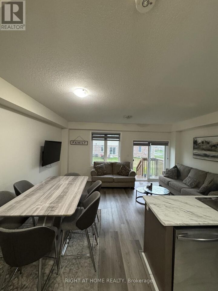 Property Photo:  76 Pinot Crescent  ON L8E 0J9 