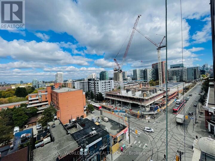 Property Photo: 270 Dufferin Street 720 ON M6K 0H8