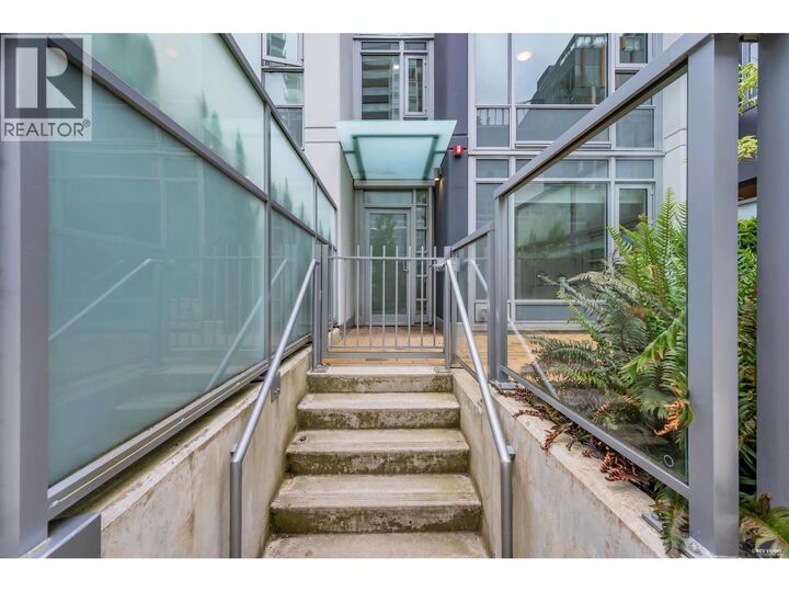 Property Photo:  6398 Silver Avenue Th1  BC V5H 0K7 
