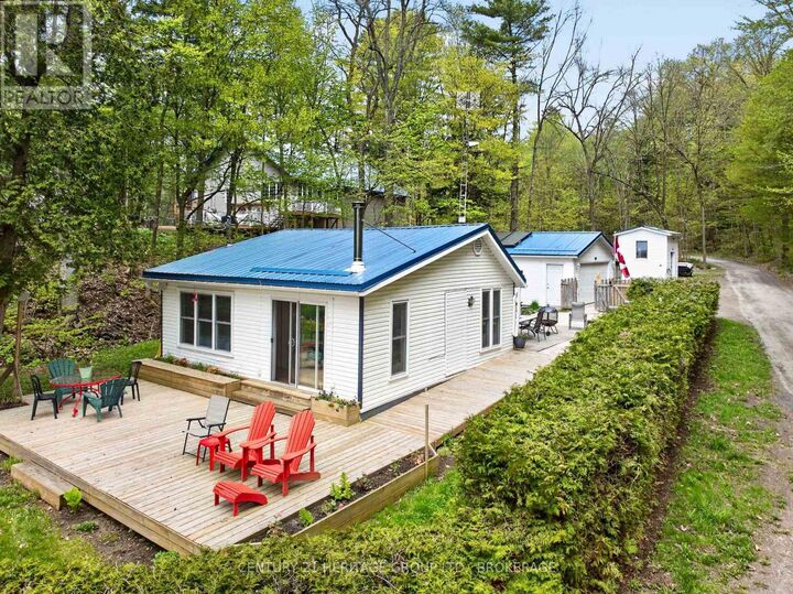 Property Photo: 1726 Turcotte Lane ON K7G 2V5