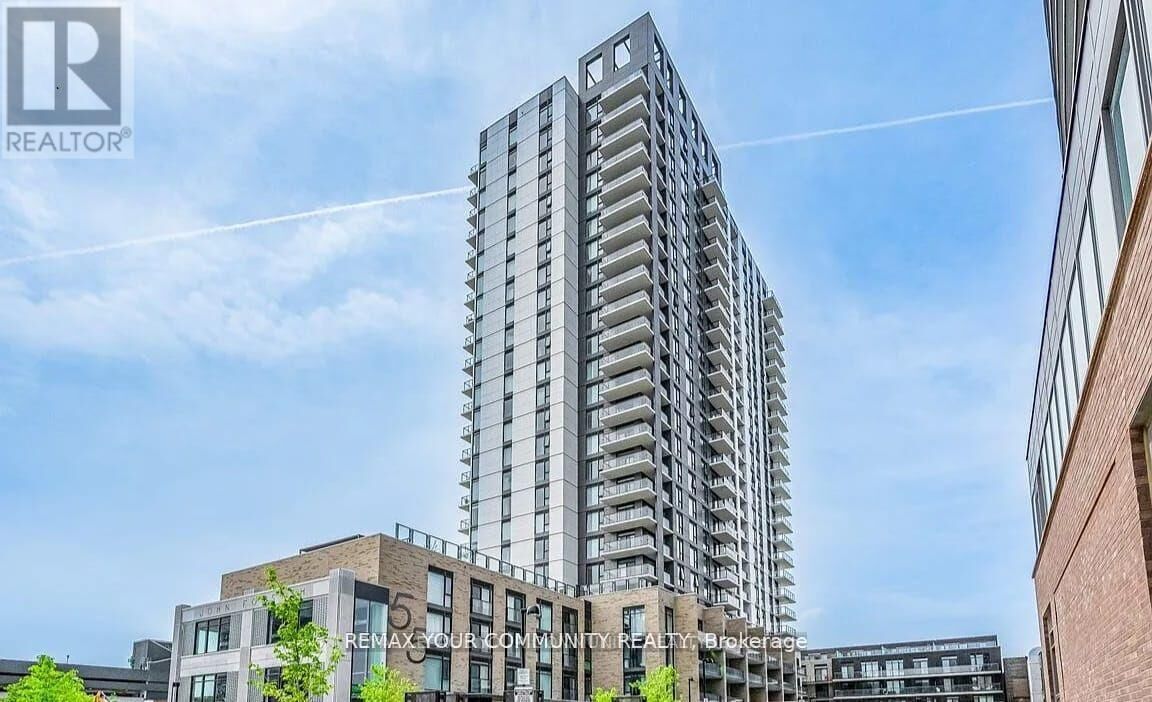 Property Photo:  55 Duke Street West 1906  ON N2H 0C9 