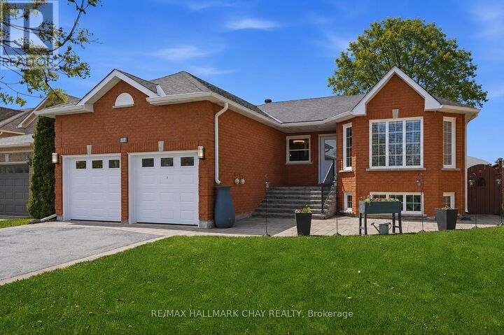 Property Photo:  117 Brown Street  ON L4N 7V7 