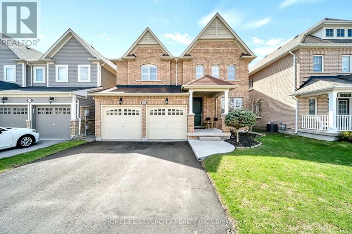 Property Photo:  23 Ross Wright Avenue  ON L1C 0P6 