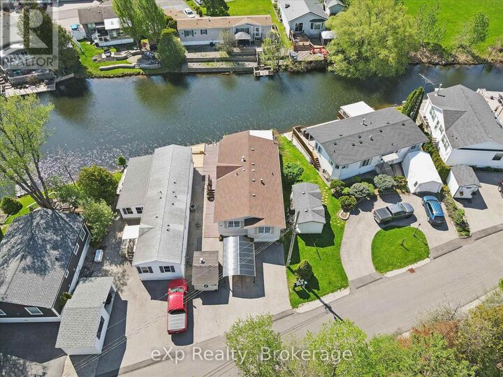 Property Photo:  18 Jasper Heights Private  ON N0B 2C0 