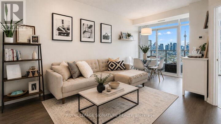 Property Photo: 125 Western Battery Road 2804 ON M6K 3R8