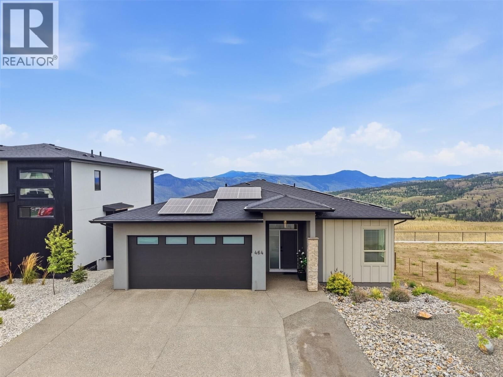 Property Photo:  464 Edinburgh Boulevard  BC V1S 0E6 