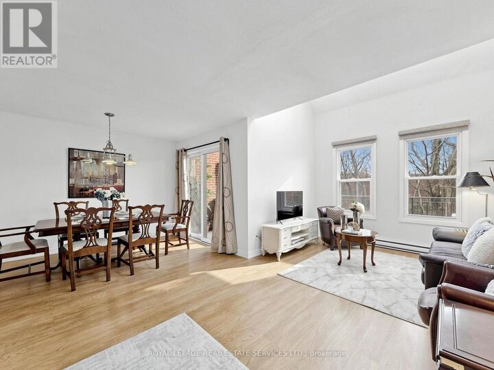 Property Photo:  530 Falgarwood Drive 21  ON L6H 1N3 