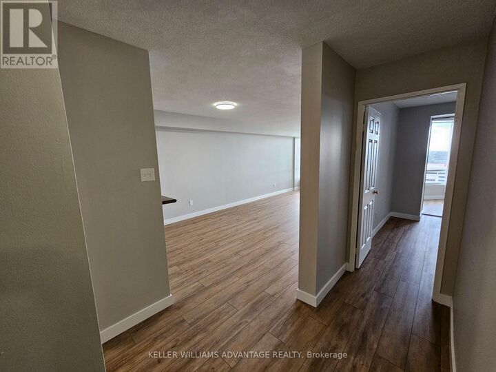 Property Photo:  26 Hanover Road 1108  ON L6S 4T2 