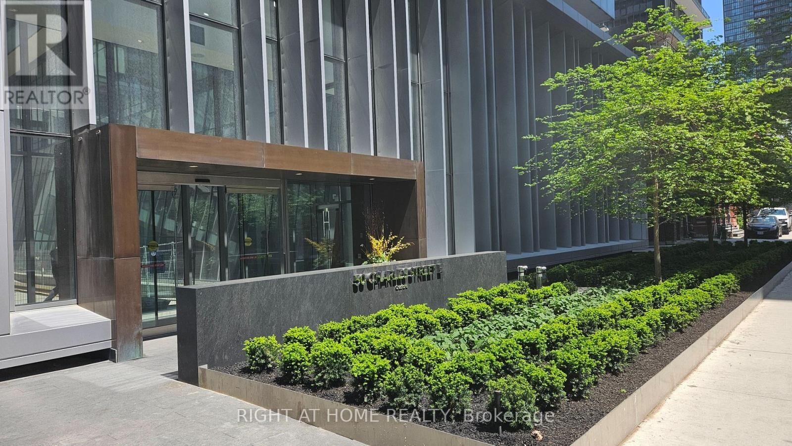 Property Photo:  50 Charles Street East 3405  ON M4Y 0C3 