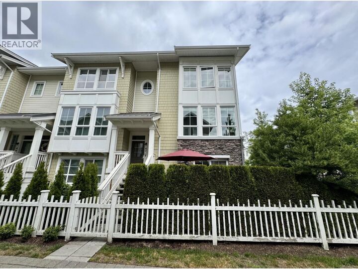 Property Photo:  5551 Admiral Way 47  BC V4K 0C9 