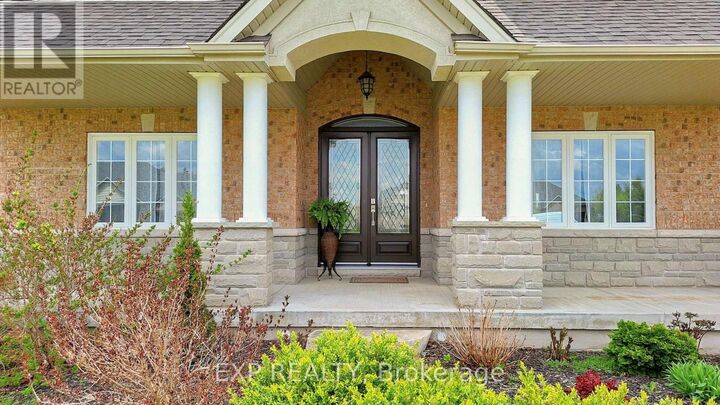 Property Photo:  42 Somerville Crescent West  ON L0N 1M0 