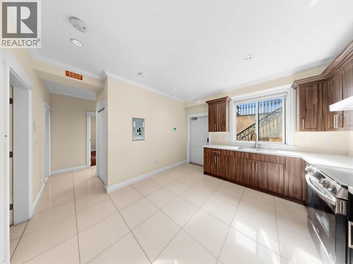 Property Photo:  3789 Clinton Street  BC V5J 2J9 