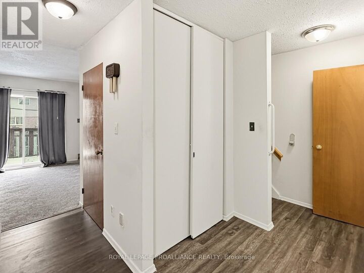 Property Photo:  7 Tiffany Place  ON K8V 6A3 