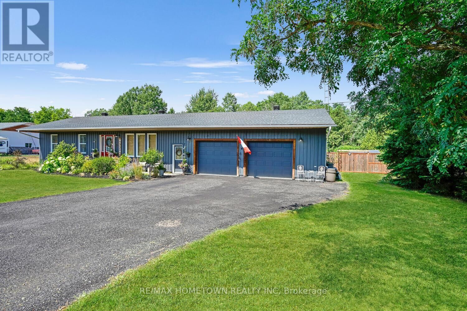 Property Photo: 6244 Sixth Corners ON K6V 5T2