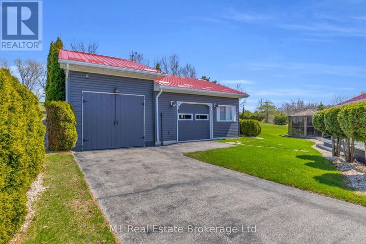 Property Photo:  2 Joanne Crescent  ON N0G 2L0 