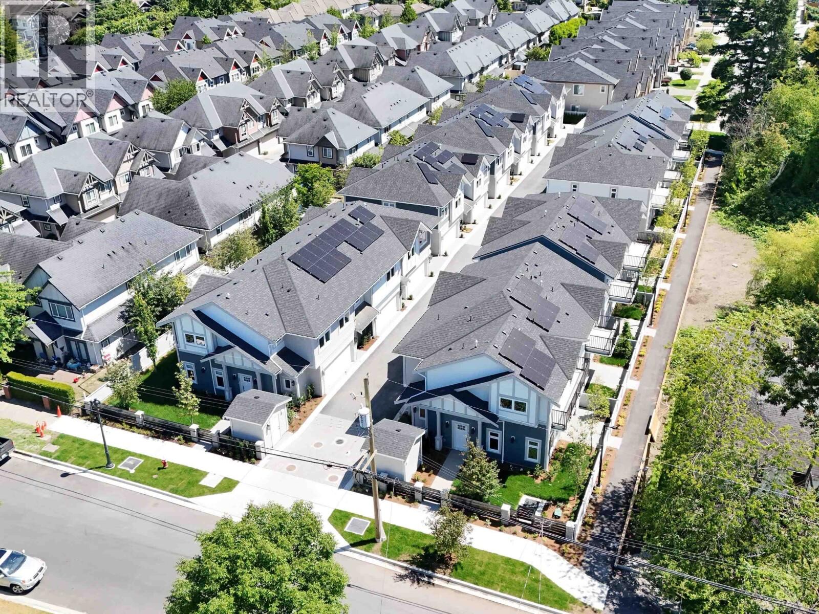 Property Photo:  7100 Ash Street 9  BC V6Y 0N4 