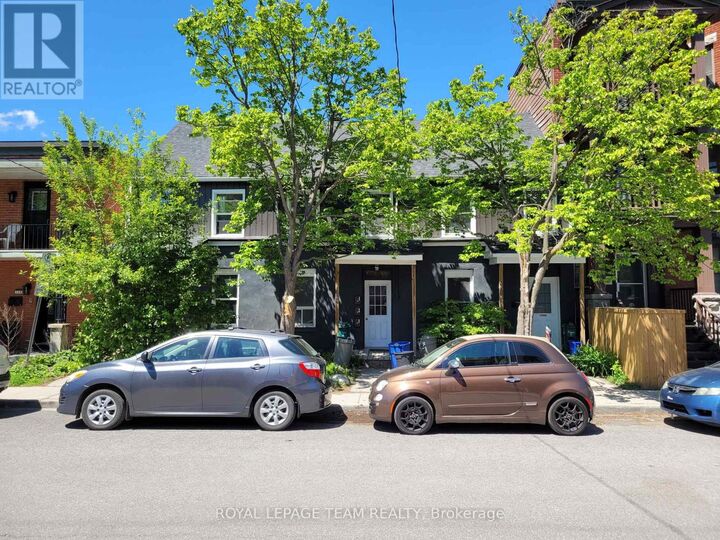 Property Photo: 147 St Andrew Street ON K1N 5G3